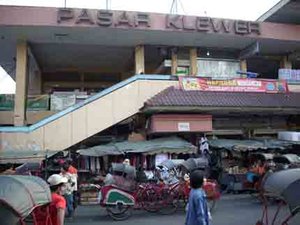 pasar klewer solo