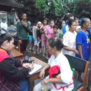 Cerita Jaket Batik Medogh dalam Banjir Jakarta
